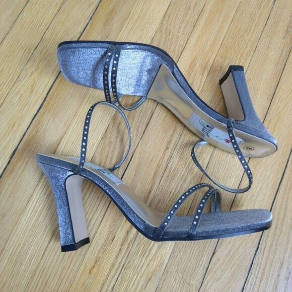 NIB Vintage 90s Wild Rose Silver Heels Strappy Sandals Rhinestone Prom Size 6 - Picture 4 of 8